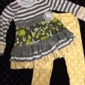 Yellow & Grey Stripe Floral Ruffle Dress Pant Set  1217 NWT Boutique